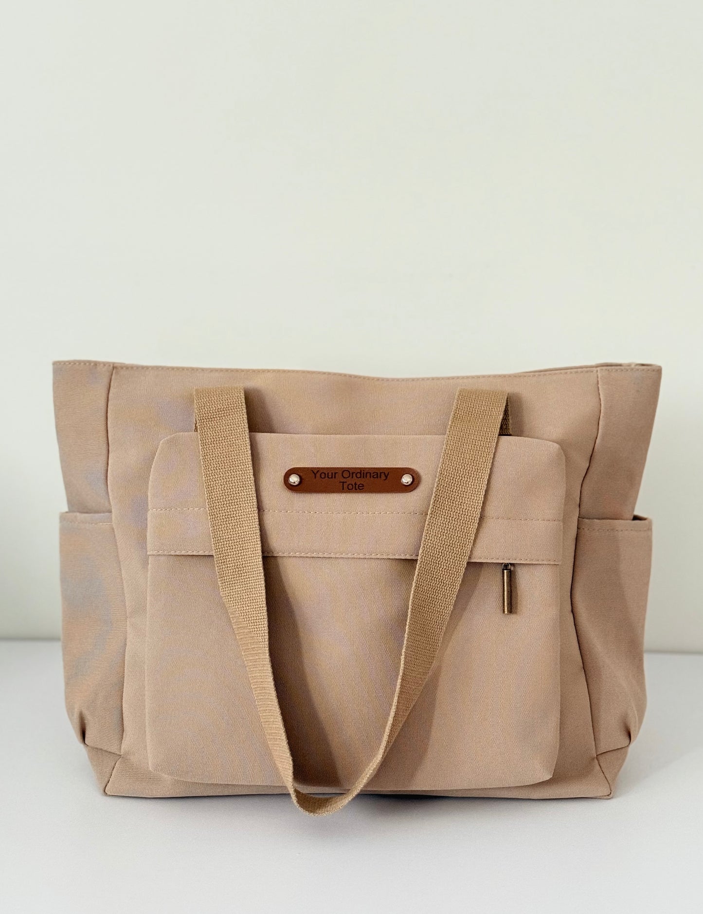 Your Ordinary Tote – Warm Taupe